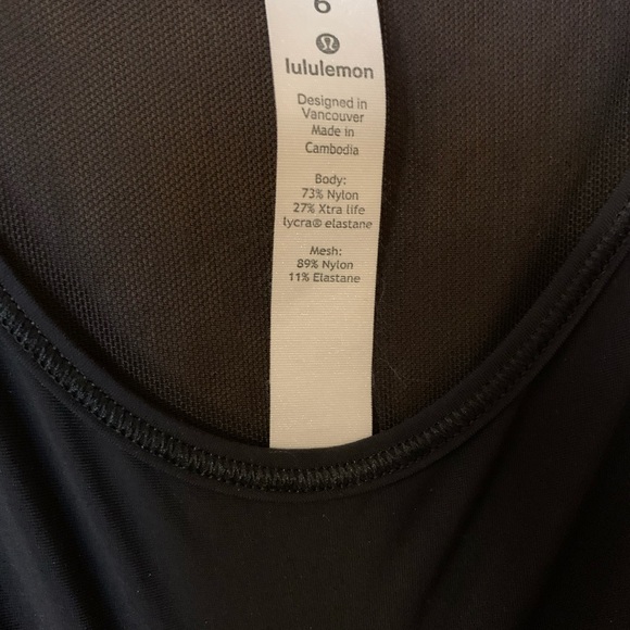Lululemon black workout top - Picture 3 of 3